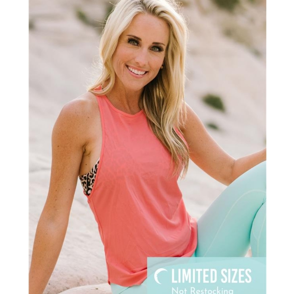 Zyia 919 coral double Racer tank NWT